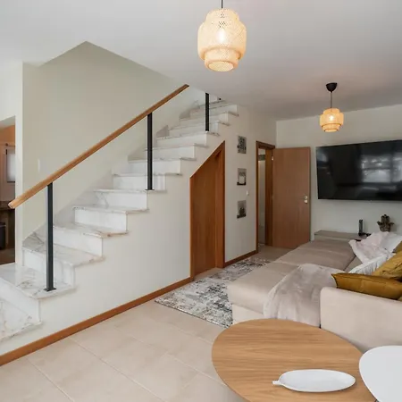 度假居 Island Roots By An Island 卡列塔